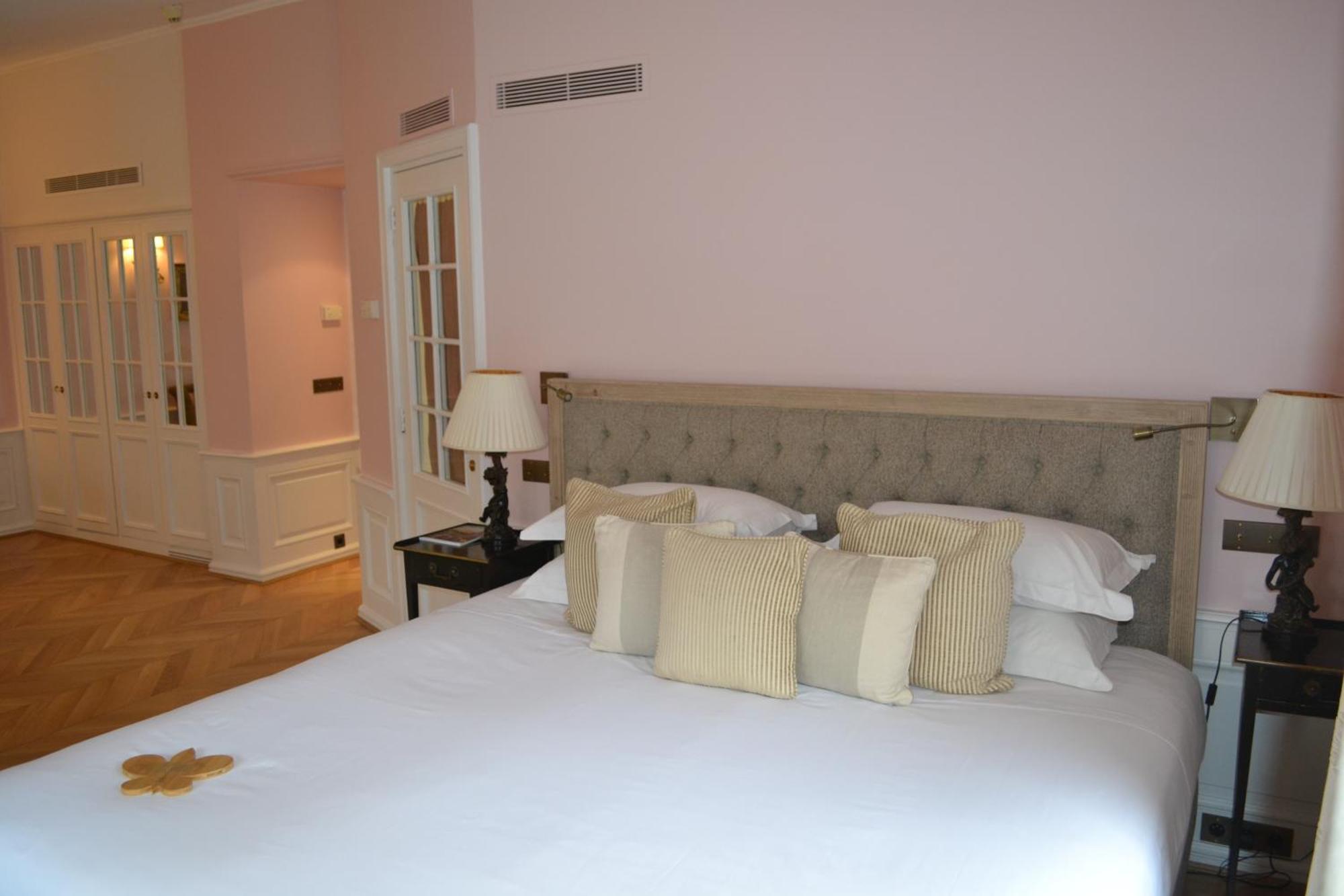 Hotel Le Saint Paul Экстерьер фото